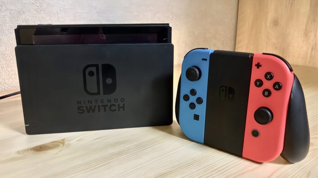 Nintendo Switchとライトの違い