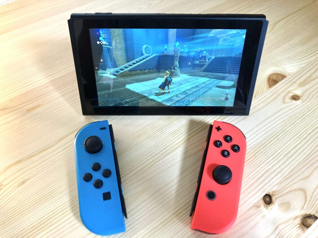 Nintendo Switch-Joy-Conの取り外し